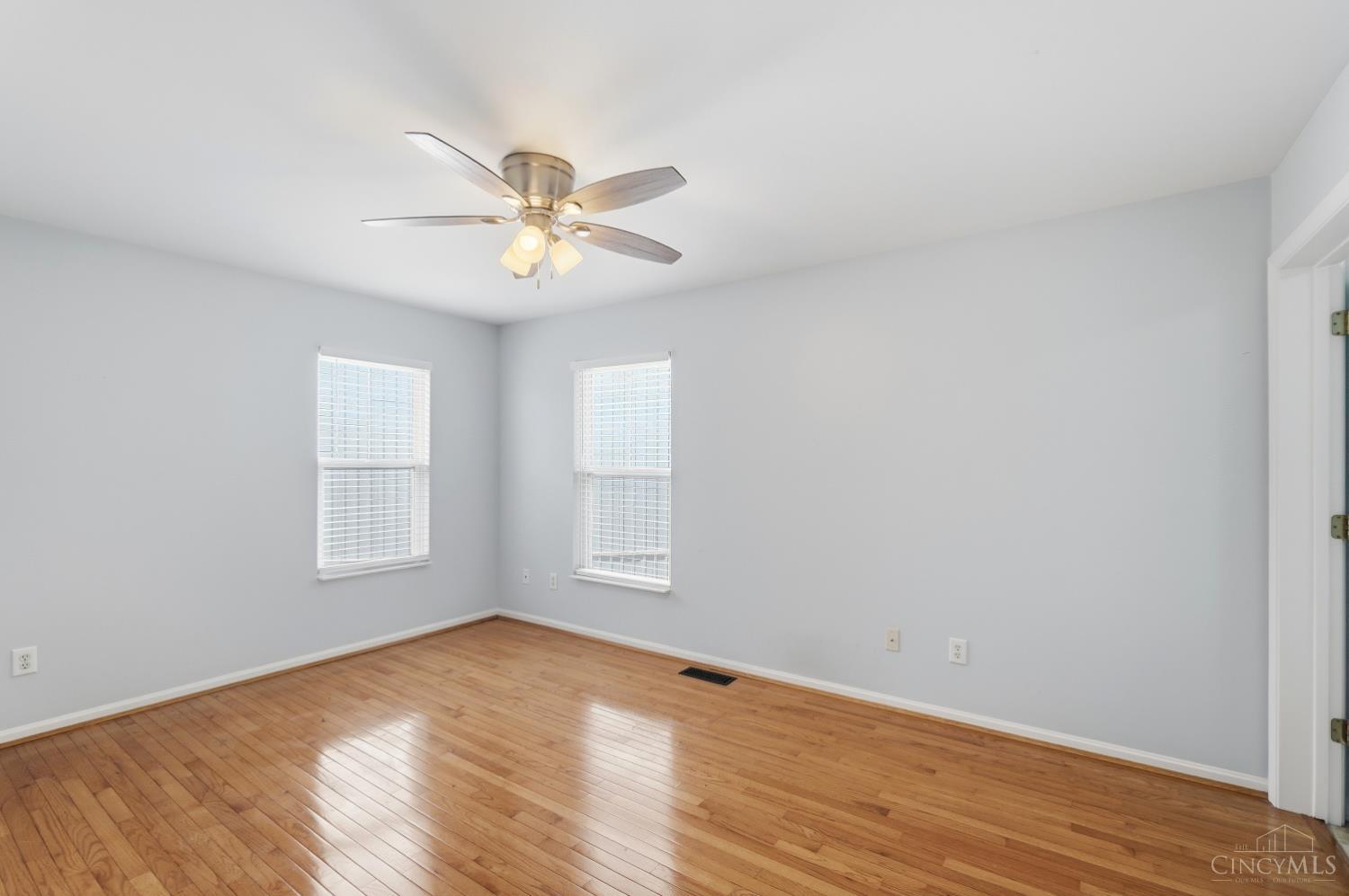 2580 Riverside Drive Cincinnati, OH 45202 - Photo 28 of 36