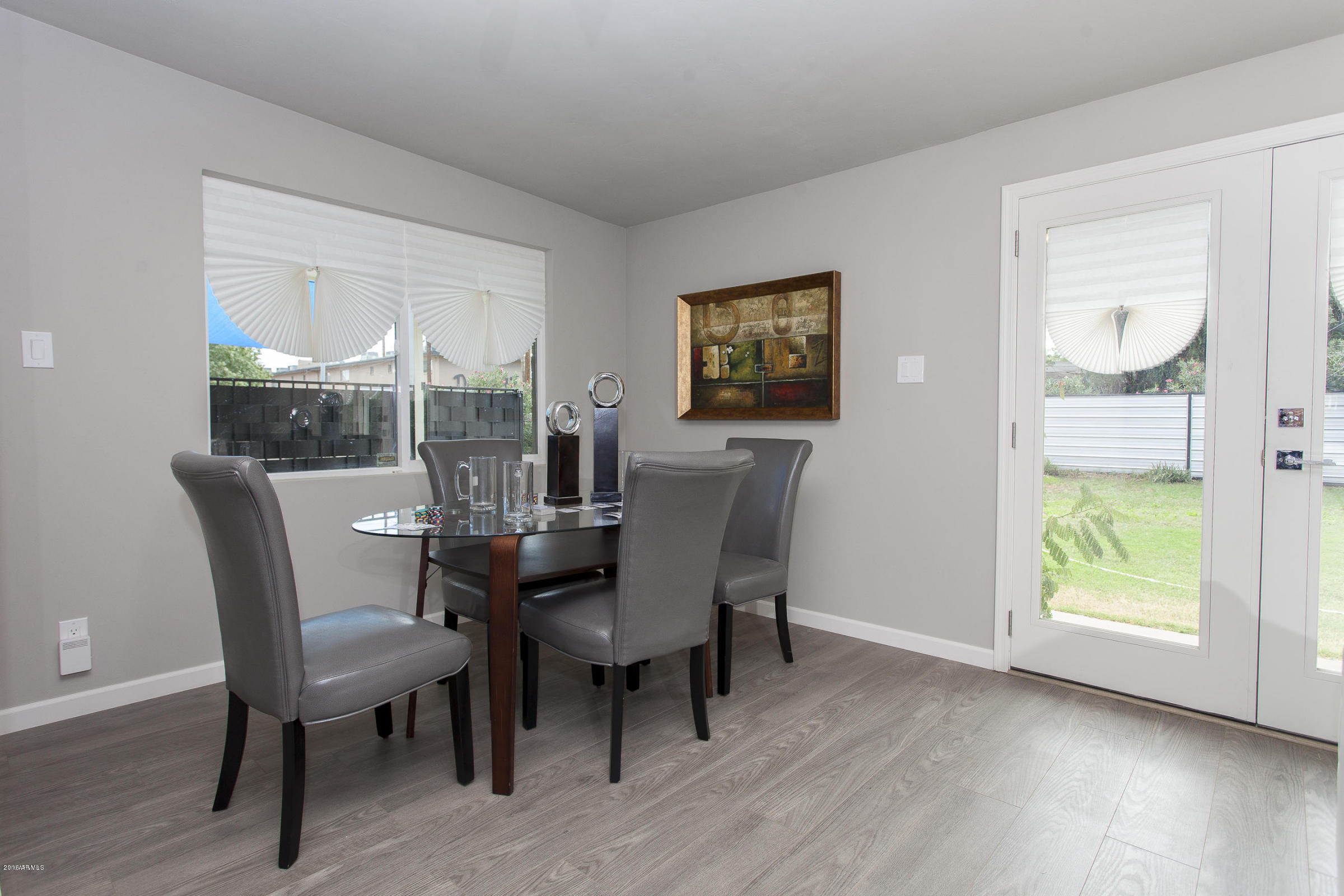 2545 East Turney Avenue Phoenix, AZ 85016 - Photo 16 of 27 Dining area off family room