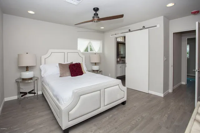 $2,800 | 2545 East Turney Avenue, Phoenix, AZ 85016