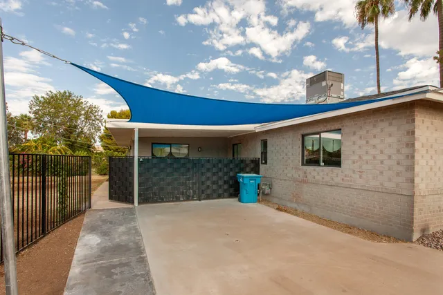 $2,800 | 2545 East Turney Avenue, Phoenix, AZ 85016