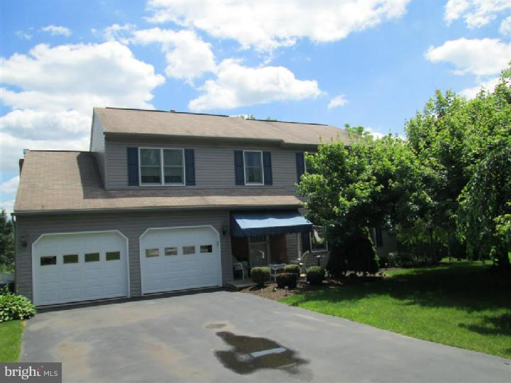 121 Conestoga Drive Sinking Spring, PA 19608 - Photo 2 of 22 Gallery Image 2