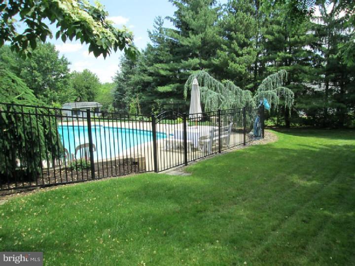 121 Conestoga Drive Sinking Spring, PA 19608 - Photo 11 of 22 Gallery Image 11