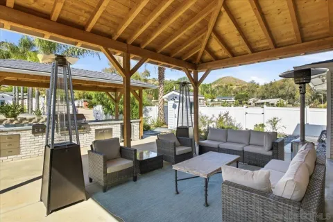 $3,200,000 | 14272 Jerome Drive, Poway, CA 92064