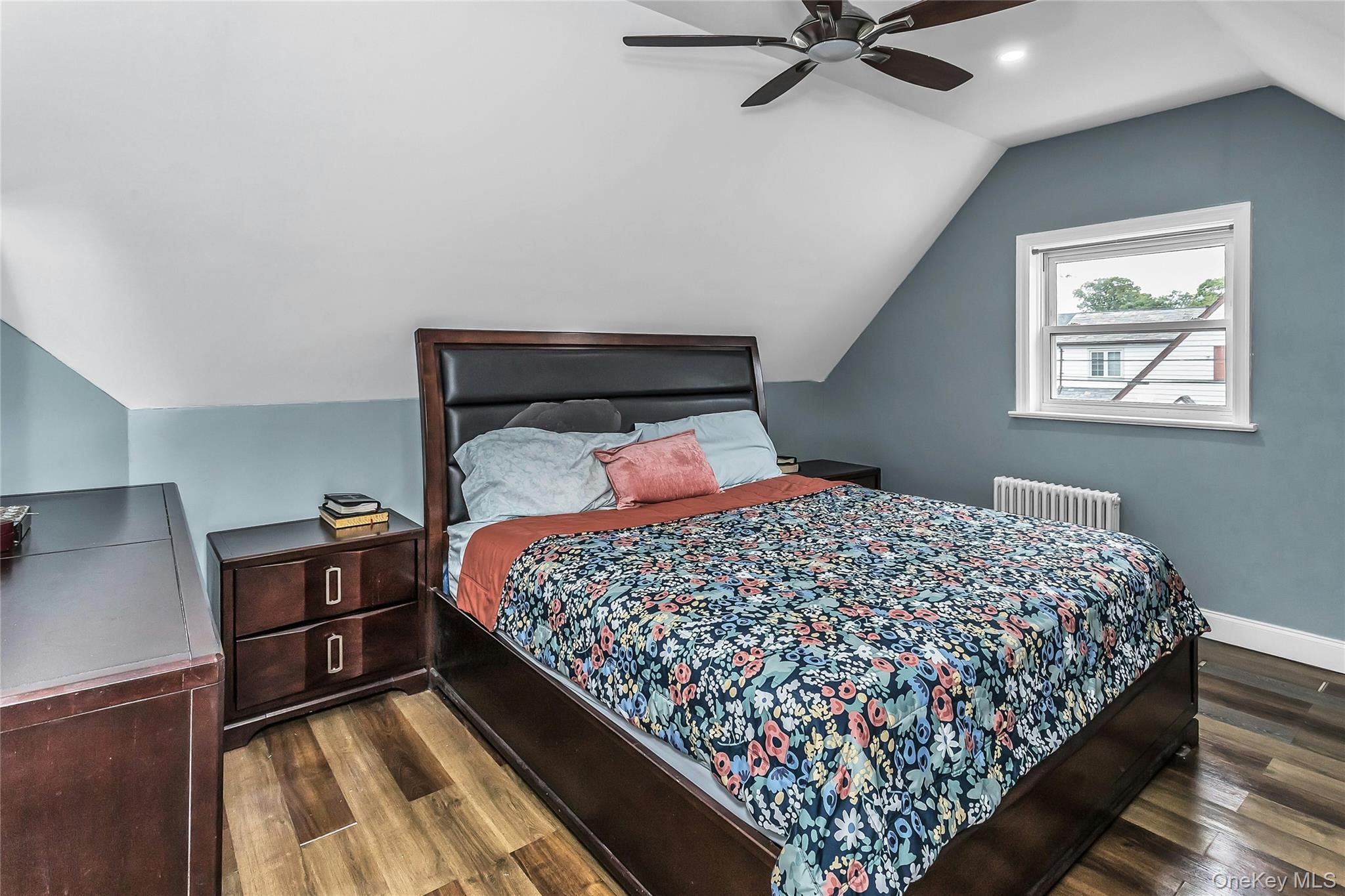103 Union Street Valley Stream, NY 11580 - Photo 8 of 19 a bedroom with a bed and window
