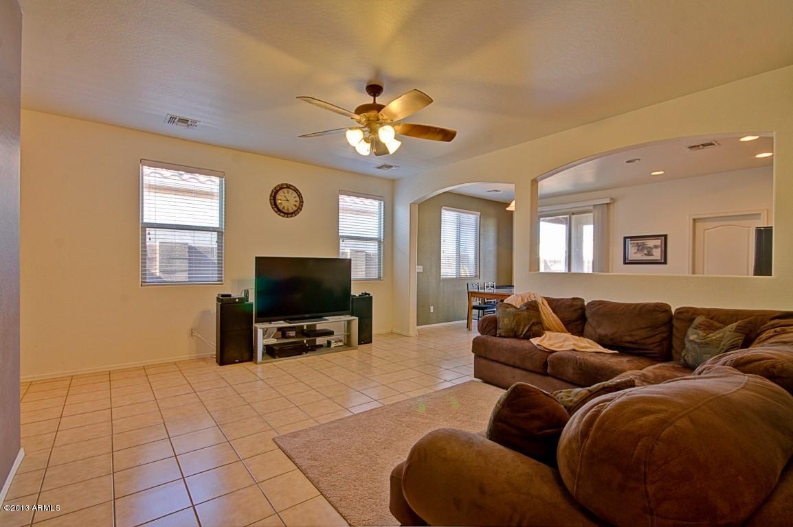 19134 North Lariat Road Maricopa, AZ 85138 - Photo 3 of 22 Lariat (4)