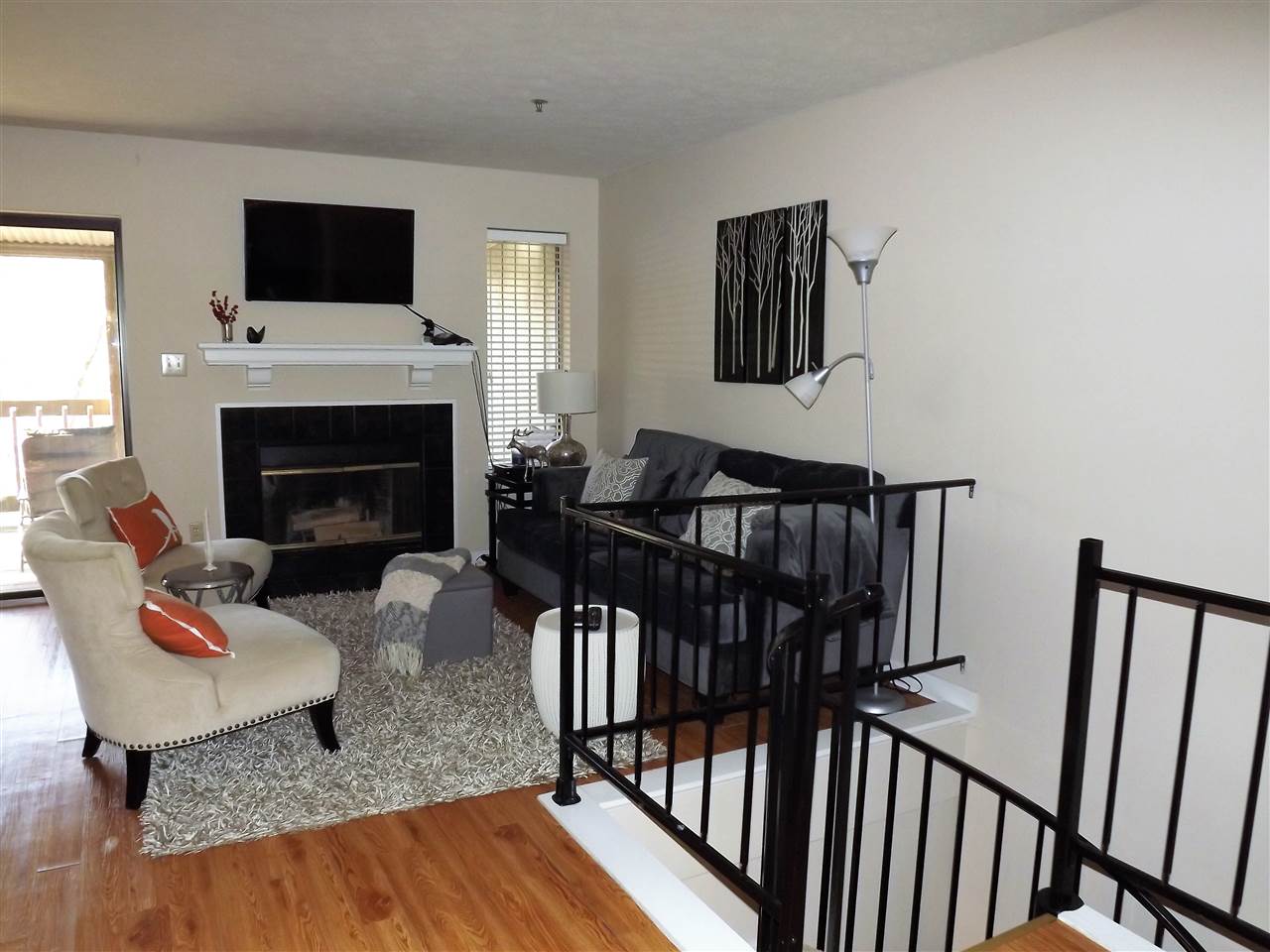 9052 South Pointe Ridge Lane, Unit 27 Bloomington, IN 47401 - Photo 3 of 19