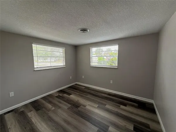 $1,450 | 260 Nippino Trail East, Nokomis, FL 34275