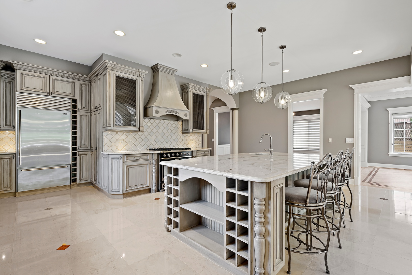 3151 Keystone Road Northbrook, IL 60062 - Photo 7 of 48 a large kitchen with a table and chairs