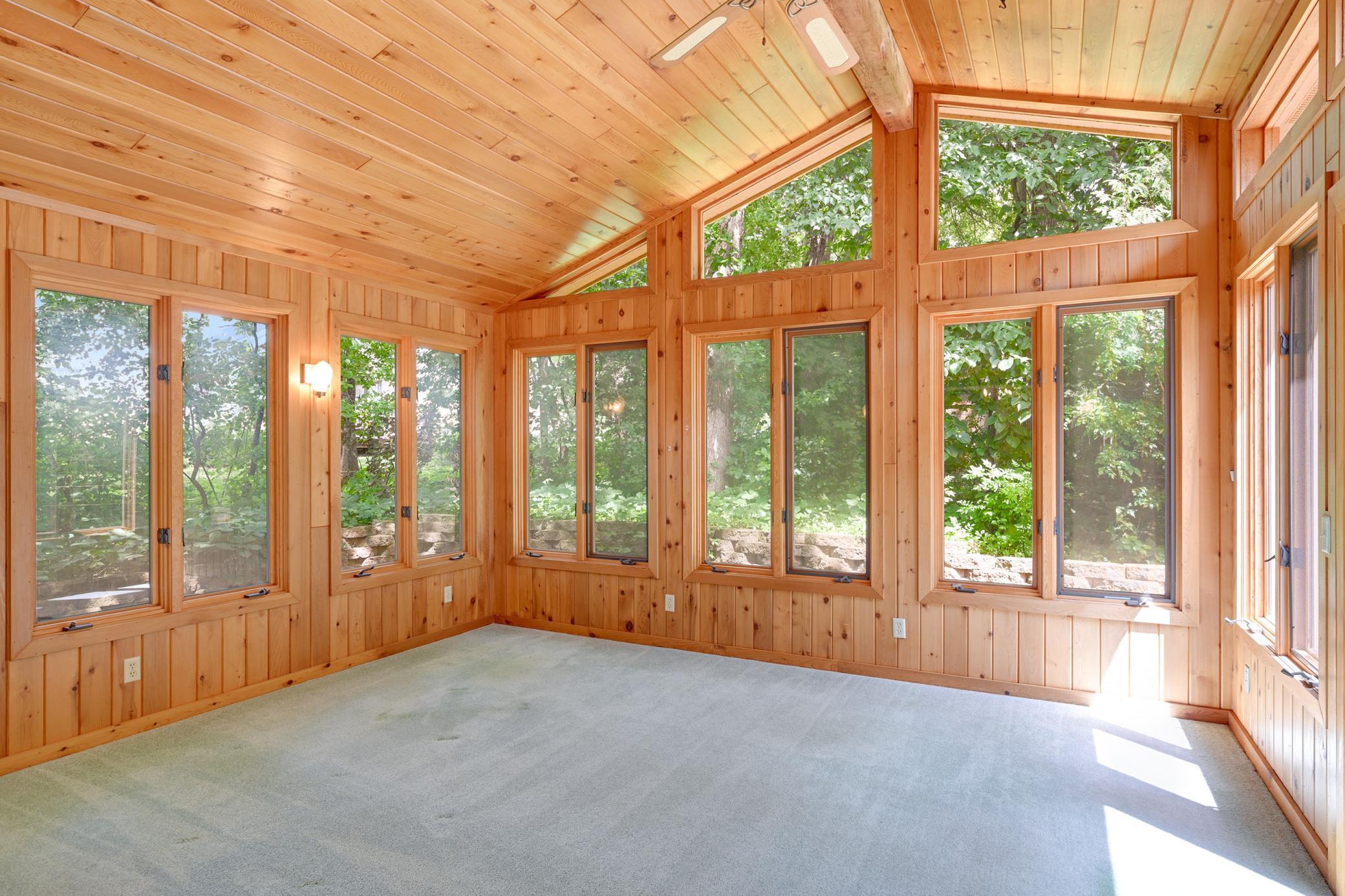 9811 Edgewood Road Bloomington, MN 55438 - Photo 7 of 40 Gallery Image 7