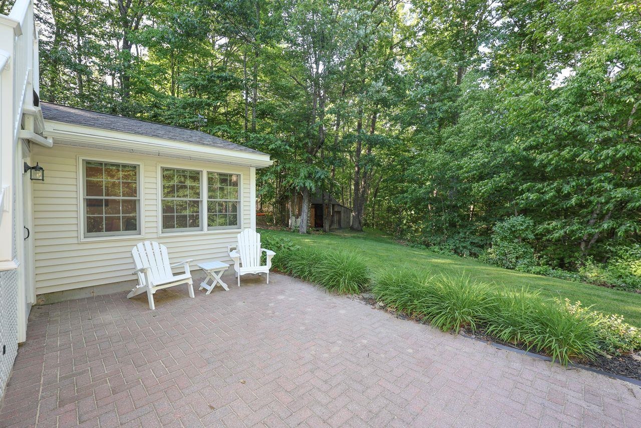 7 Anna Lisa Way Nottingham, NH 03290 - Photo 8 of 43