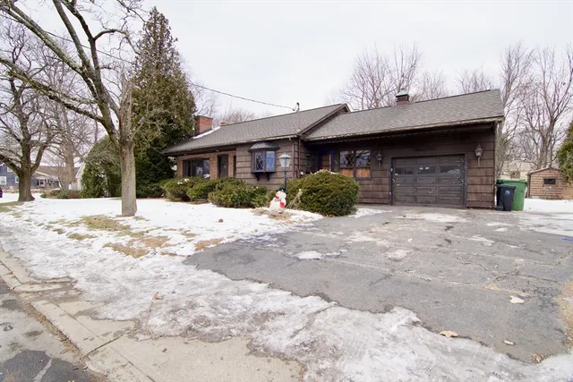 $259,900 | 538 McKinstry Avenue, Chicopee, MA 01020