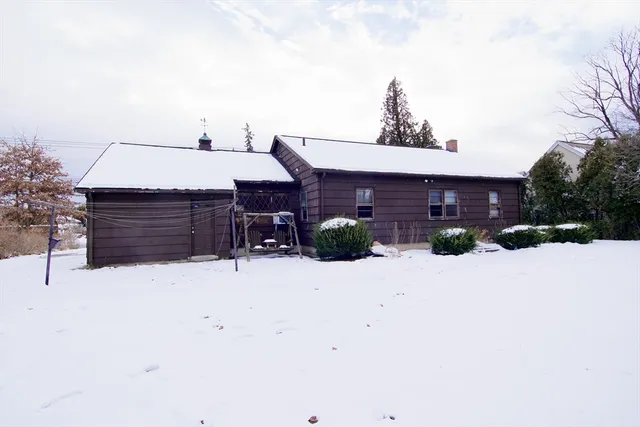 $259,900 | 538 McKinstry Avenue, Chicopee, MA 01020