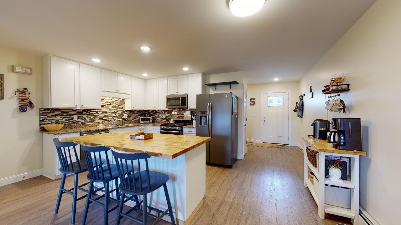 20 East Road, Unit 103 Fairfax, VT 05454 - Photo 3 of 23