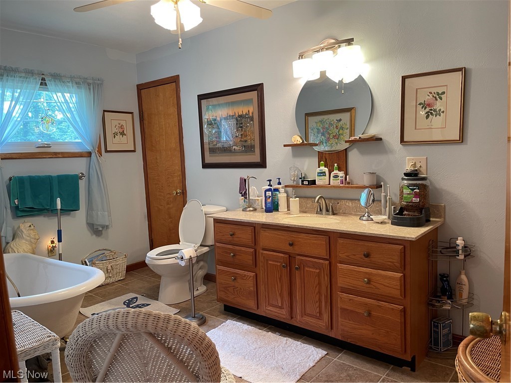 11363 Dupont Road Washington, WV 26181 - Photo 17 of 34 Master Bath View 1