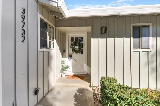 a view of a house with a outdoor space