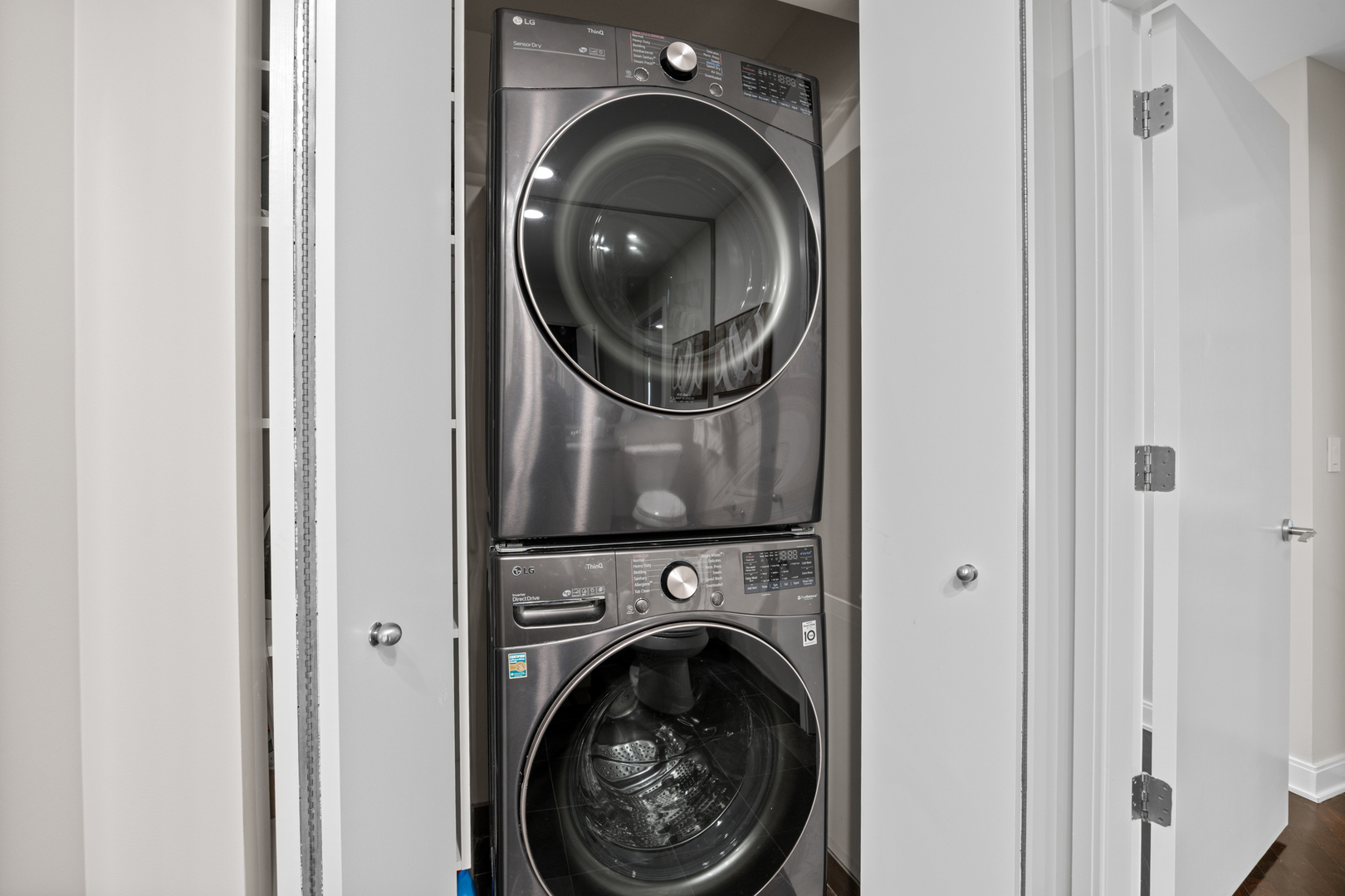 60 East Monroe Street, Unit 1602 Chicago, IL 60603 - Photo 26 of 40