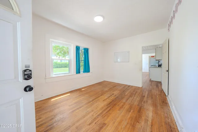 $299,900 | 1001 Oak Avenue, Panama City, FL 32401