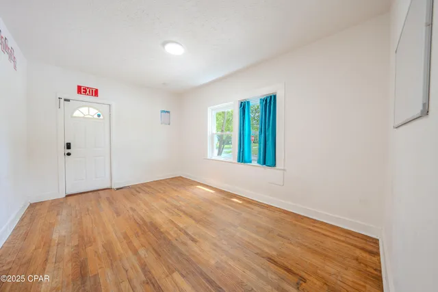 $299,900 | 1001 Oak Avenue, Panama City, FL 32401