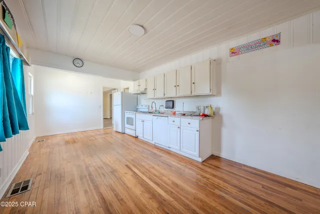 $299,900 | 1001 Oak Avenue, Panama City, FL 32401