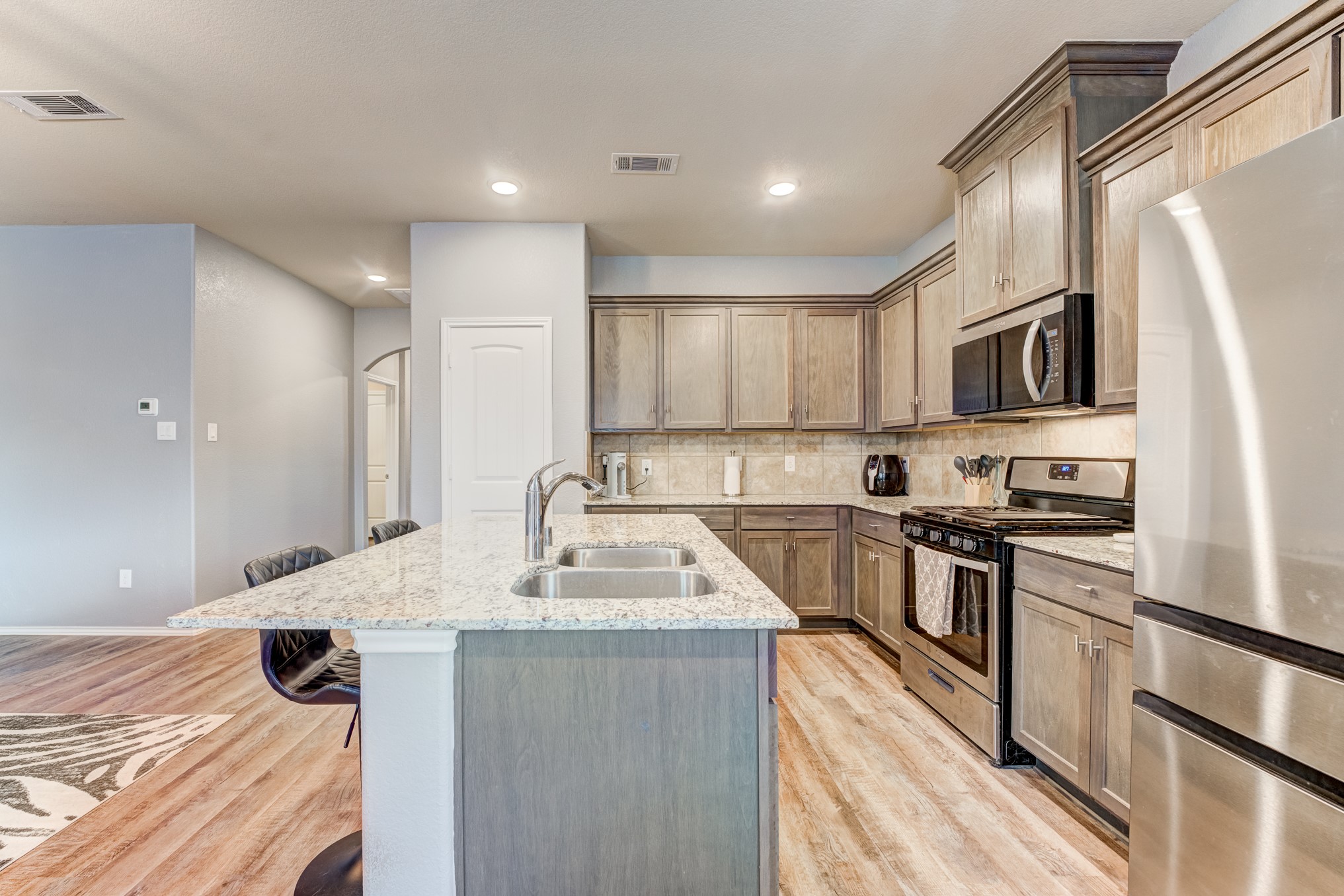 9214 Penfield Drive Rosharon, TX 77583 - Photo 15 of 48