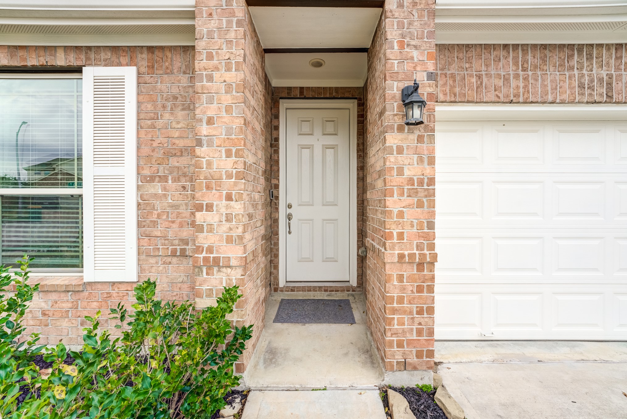 9214 Penfield Drive Rosharon, TX 77583 - Photo 4 of 48