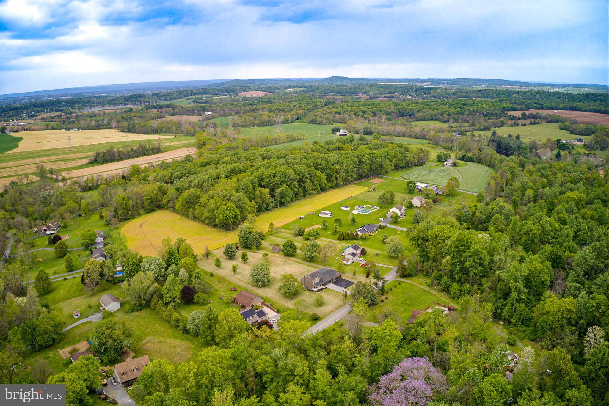 112 Sawmill Road Elizabethtown, PA 17022 - Photo 2 of 56 a view of a city with ocean view