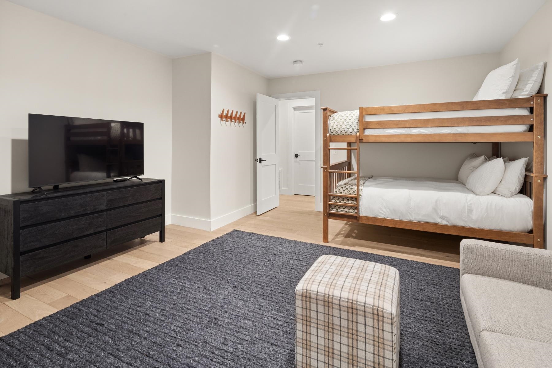 60 B Landing Circle, Unit 60B Stowe, VT 05672 - Photo 43 of 60