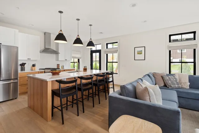 $1,555,000 | 60 B Landing Circle, Unit 60B, Stowe, VT 05672