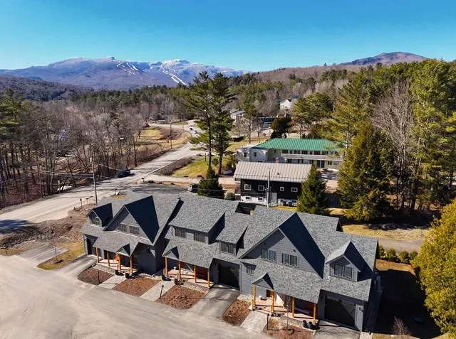 $1,555,000 | 60 B Landing Circle, Unit 60B, Stowe, VT 05672