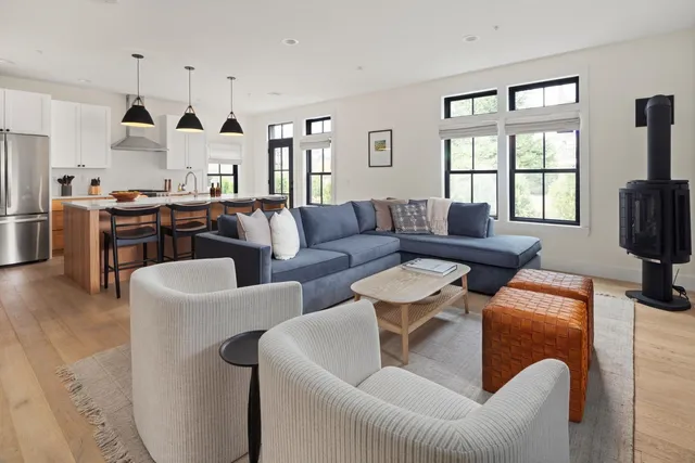 $1,555,000 | 60 B Landing Circle, Unit 60B, Stowe, VT 05672