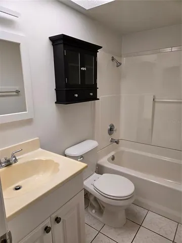 $190,000 | 4601 Summerwind Drive, Sarasota, FL 34234