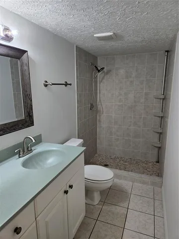 $190,000 | 4601 Summerwind Drive, Sarasota, FL 34234