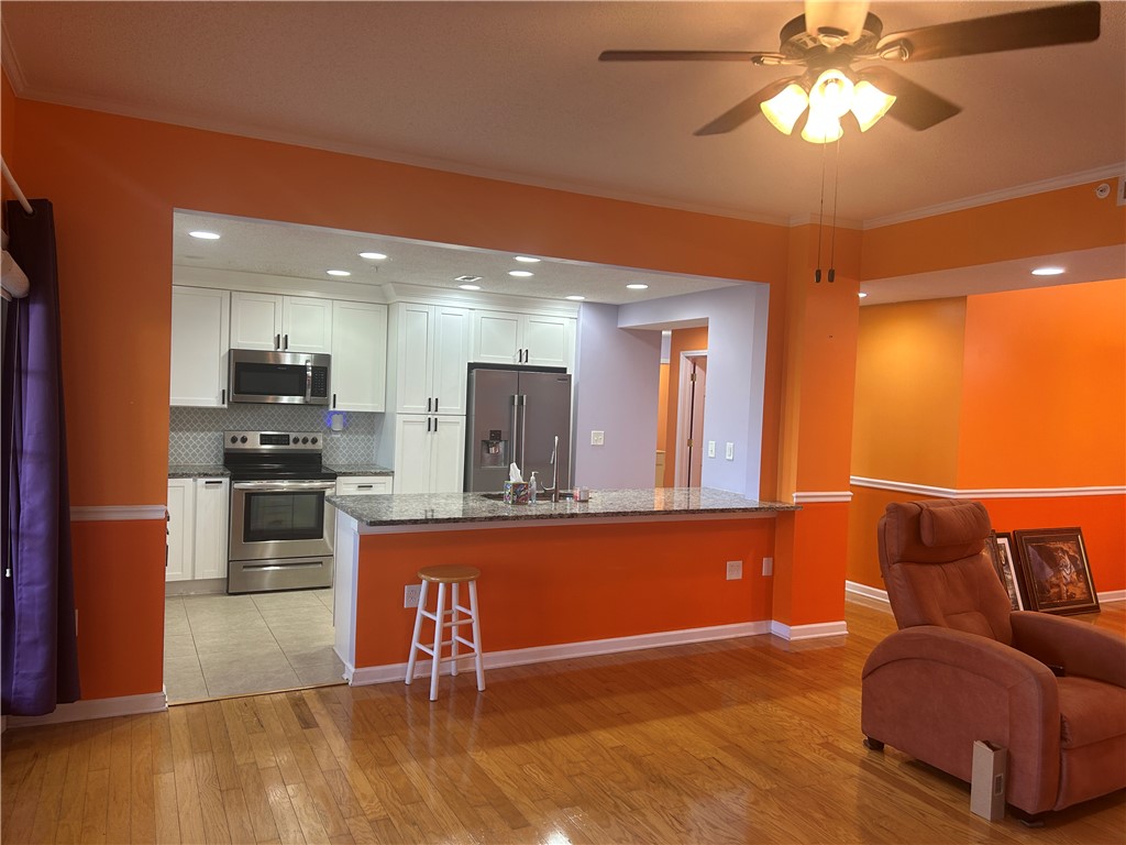 849 Tiger Boulevard, Unit 303 Clemson, SC 29631 - Photo 7 of 32