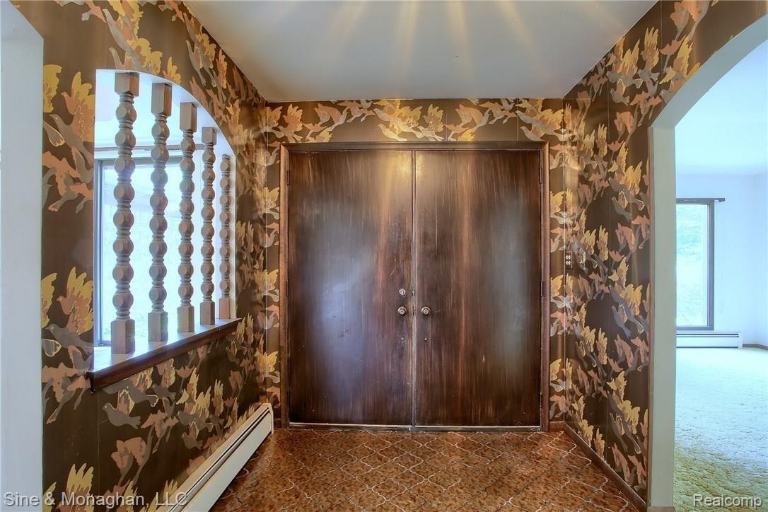 4765 Ketchum Road St. Clair, MI 48079 - Photo 5 of 28 Foyer.jpg