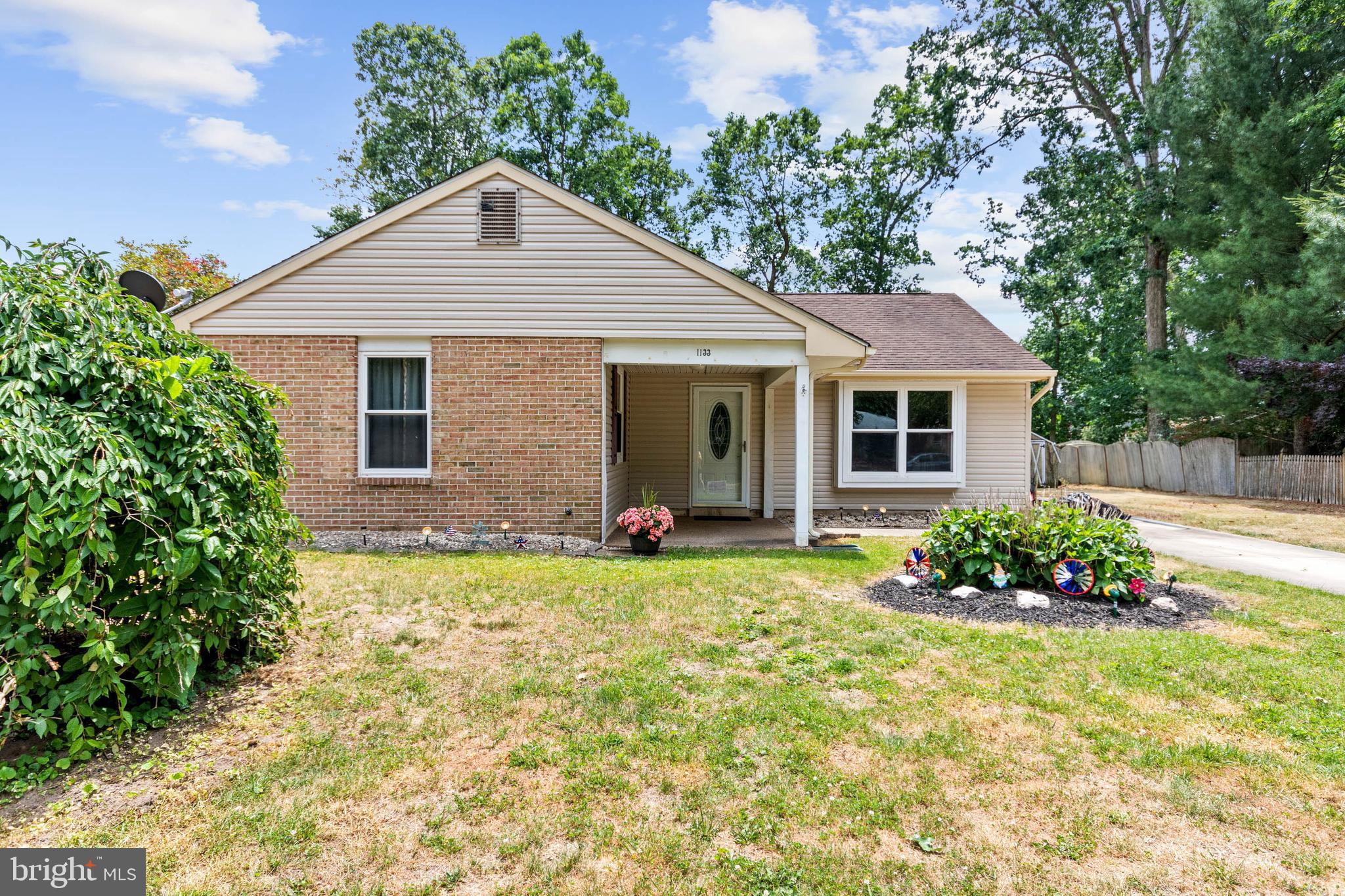 1133 South Beecham Road Williamstown, NJ 08094 - Photo 1 of 22
