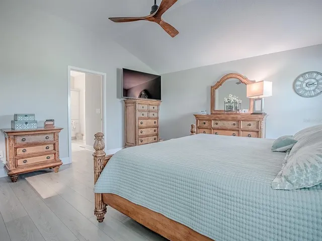 $873,900 | 7718 Brian Etheredge Way, The Villages, FL 34762