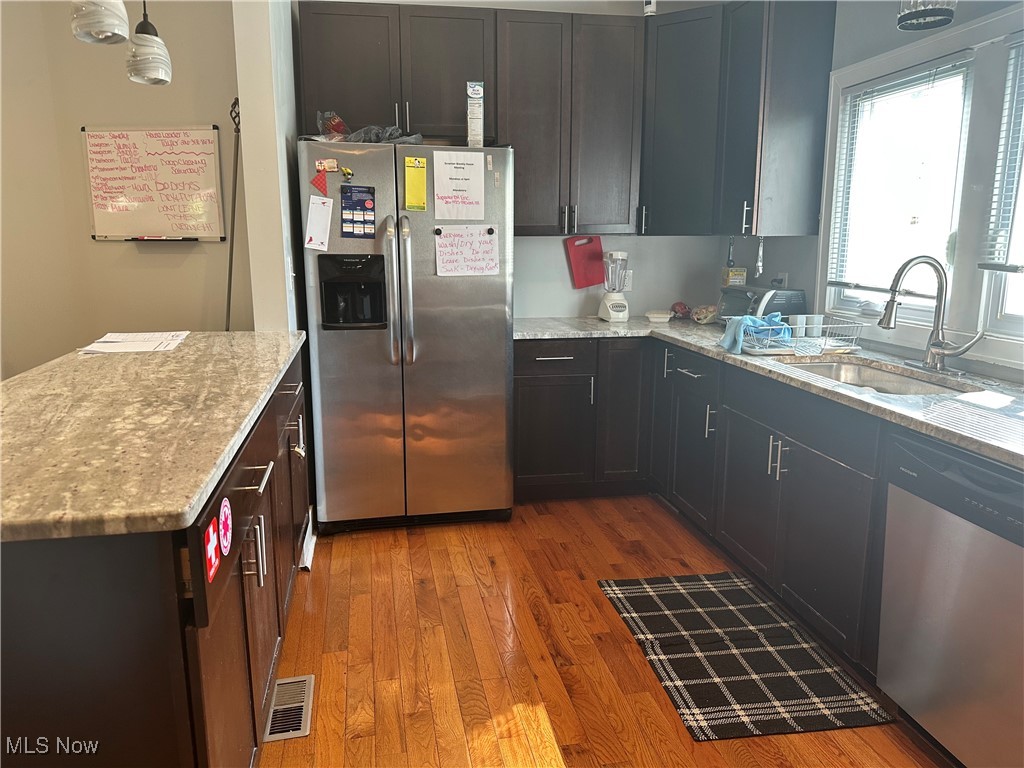 3284 Scranton Road Cleveland, OH 44109 - Photo 7 of 19 Gallery Image 7