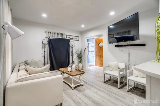 $367,500 | 82 South Ward Street, New Brunswick, NJ 08901