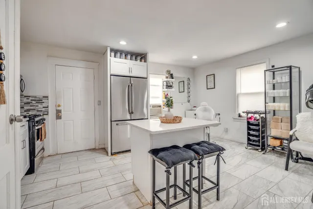 $367,500 | 82 South Ward Street, New Brunswick, NJ 08901