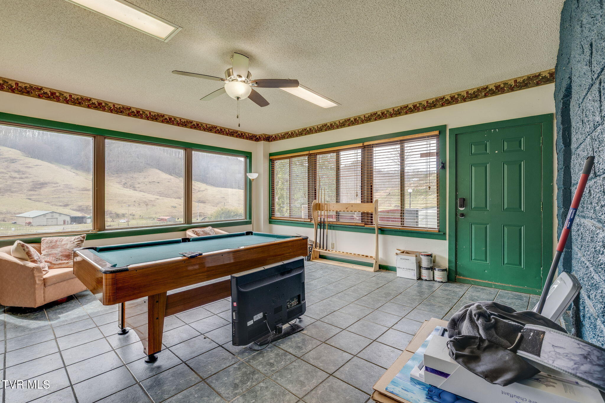 335 Shell Creek Road Roan Mountain, TN 37687 - Photo 7 of 41 007