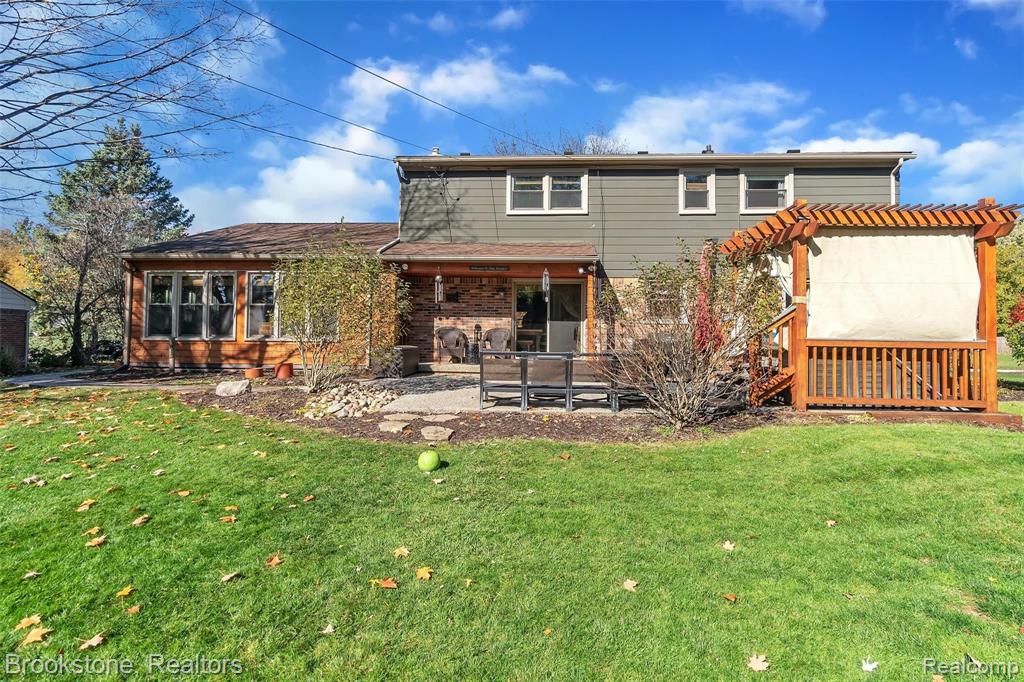 811 Croydon Road Rochester Hills, MI 48309 - Photo 39 of 47
