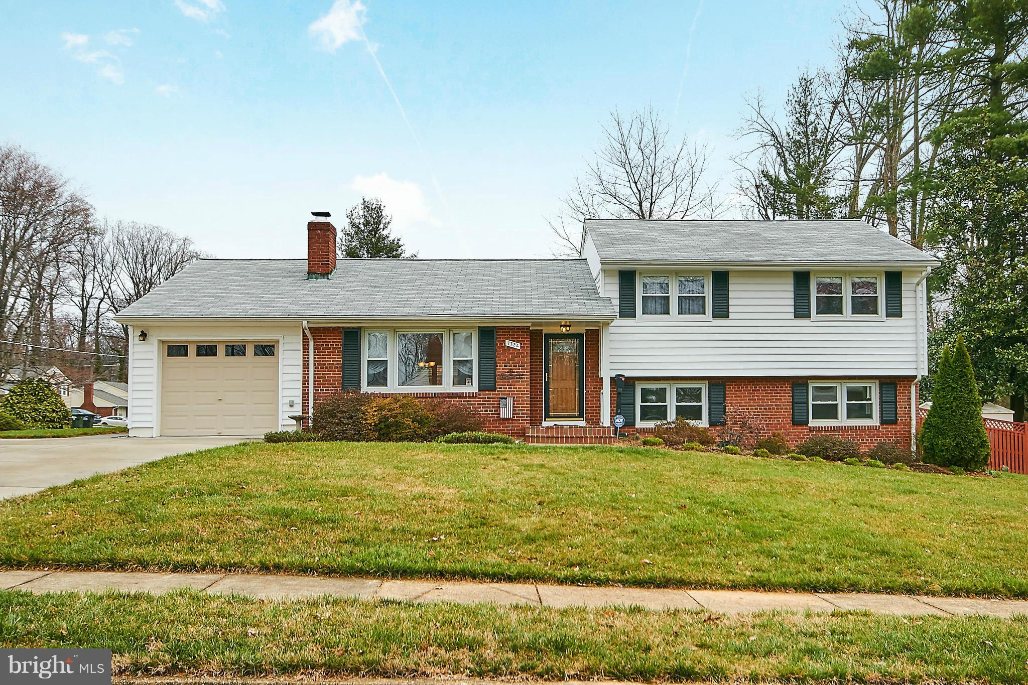 7724 Elgar Street Springfield, VA 22151 - Photo 2 of 30 Exterior (Front)