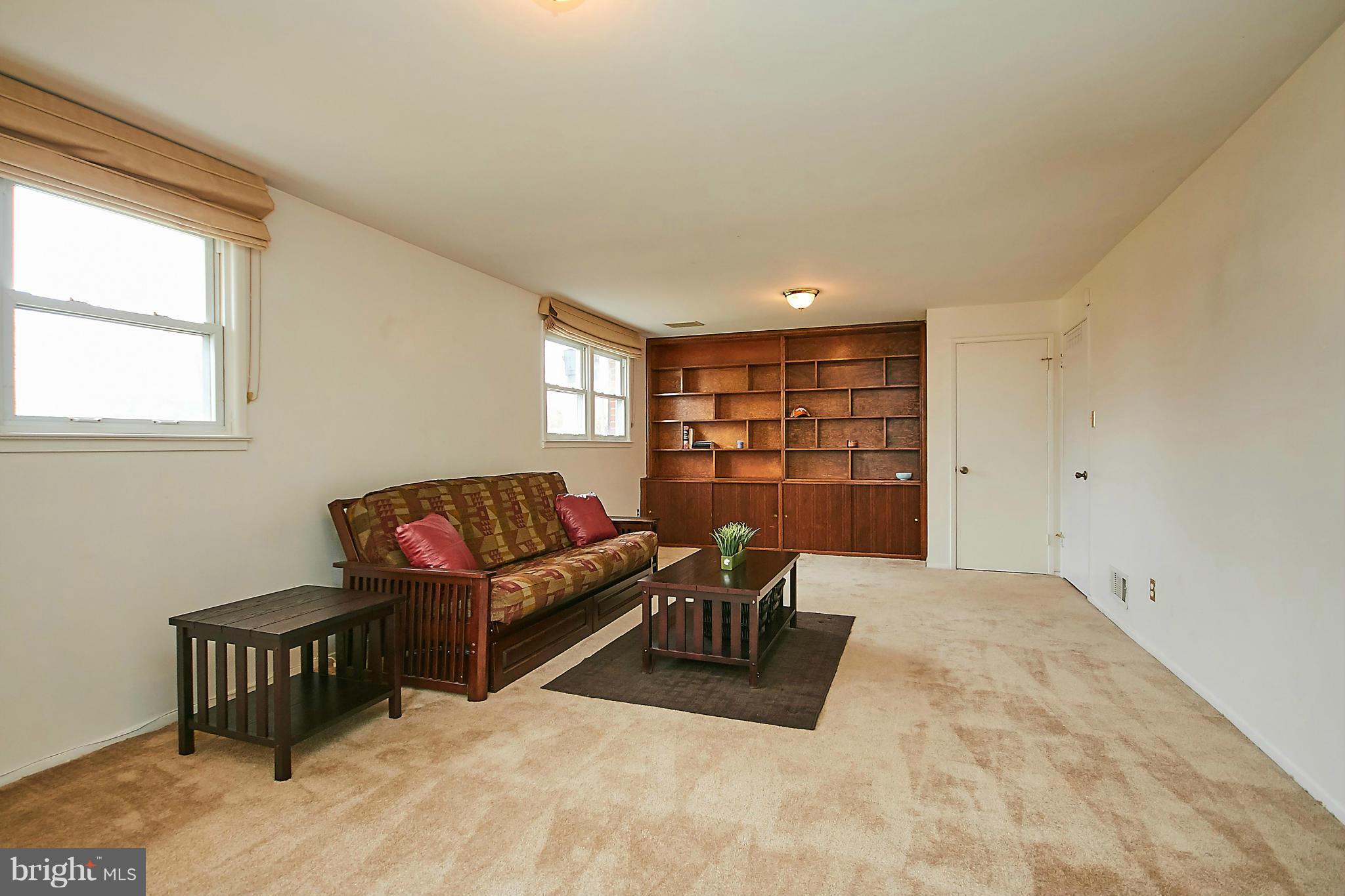 7724 Elgar Street Springfield, VA 22151 - Photo 20 of 30 Family Room