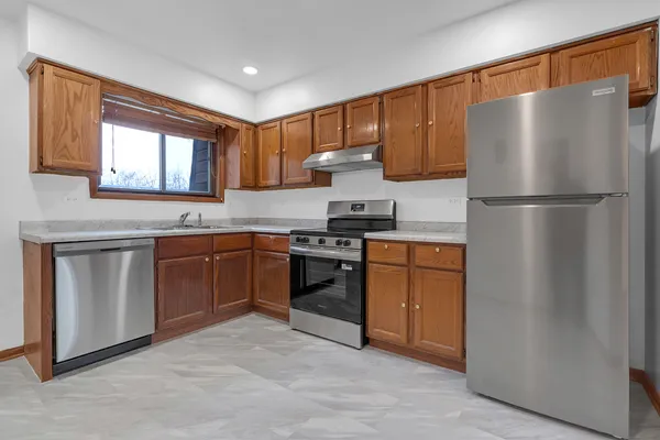 $210,000 | 1225 Whispering Hills Court, Unit 3B, Naperville, IL 60540