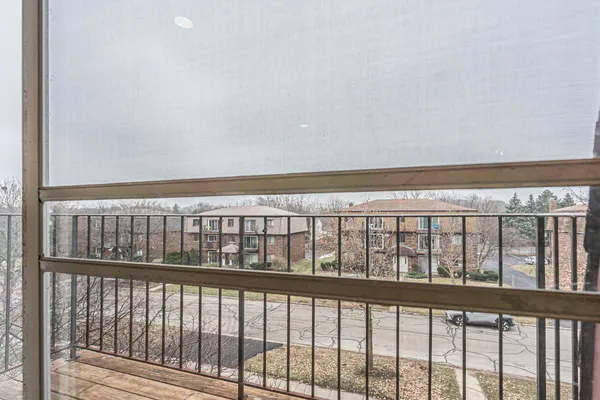 $210,000 | 1225 Whispering Hills Court, Unit 3B, Naperville, IL 60540