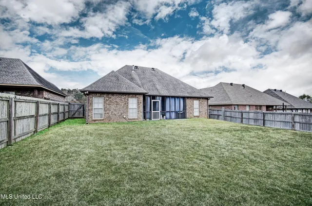 $269,900 | 217 StoneBridge Boulevard, Brandon, MS 39042