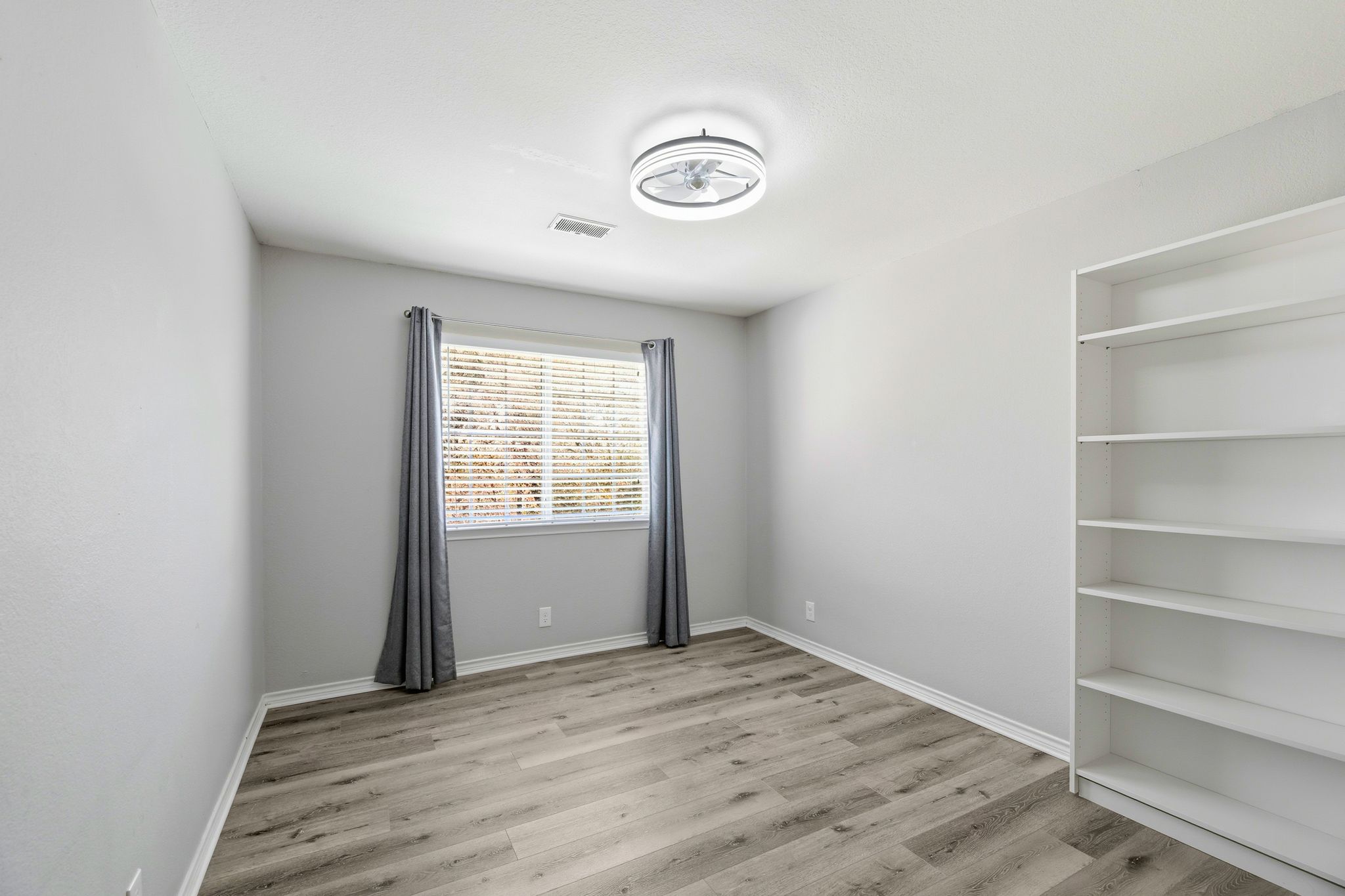 10902 Beacham Court Austin, TX 78739 - Photo 19 of 32