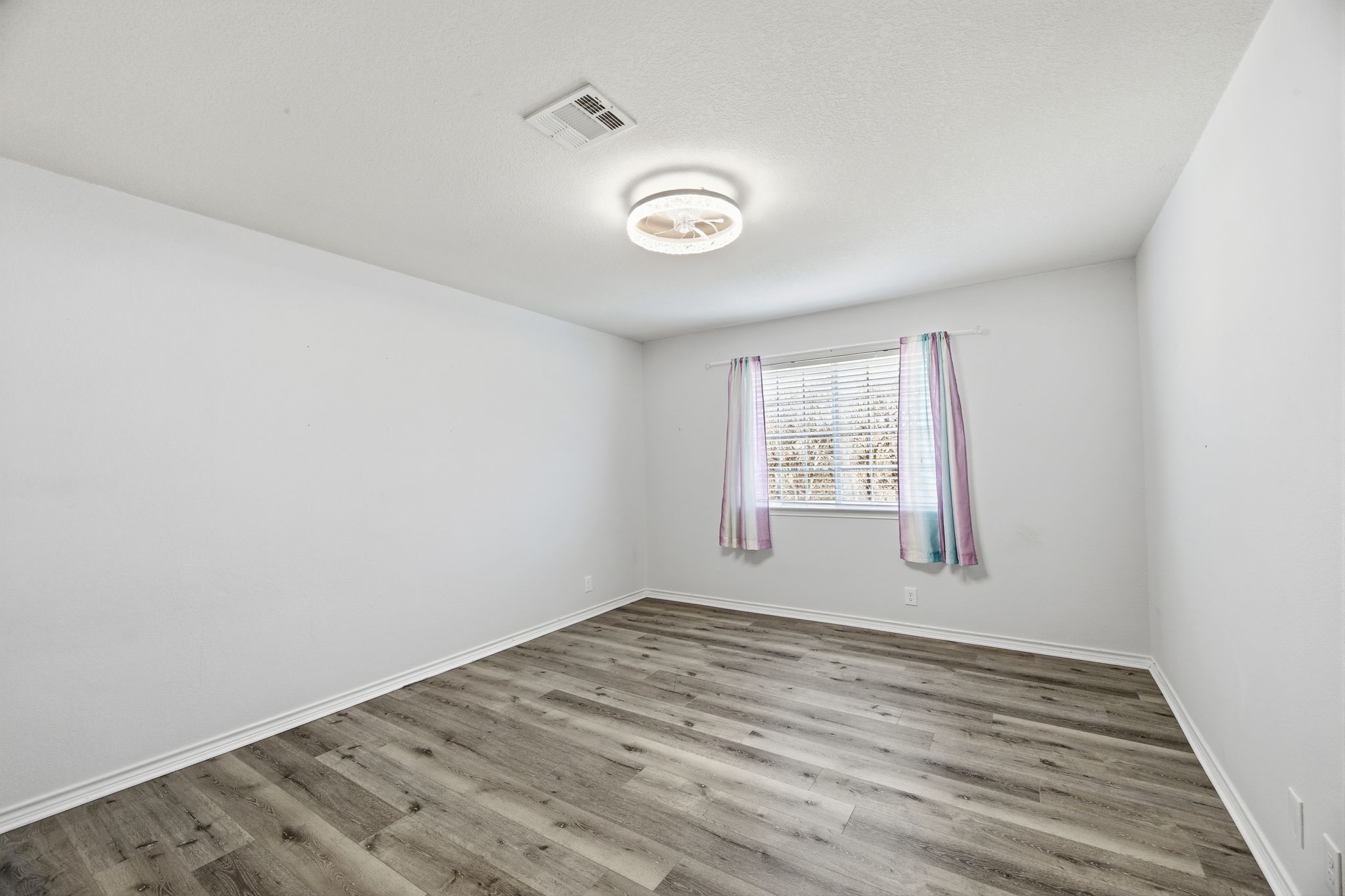 10902 Beacham Court Austin, TX 78739 - Photo 20 of 32