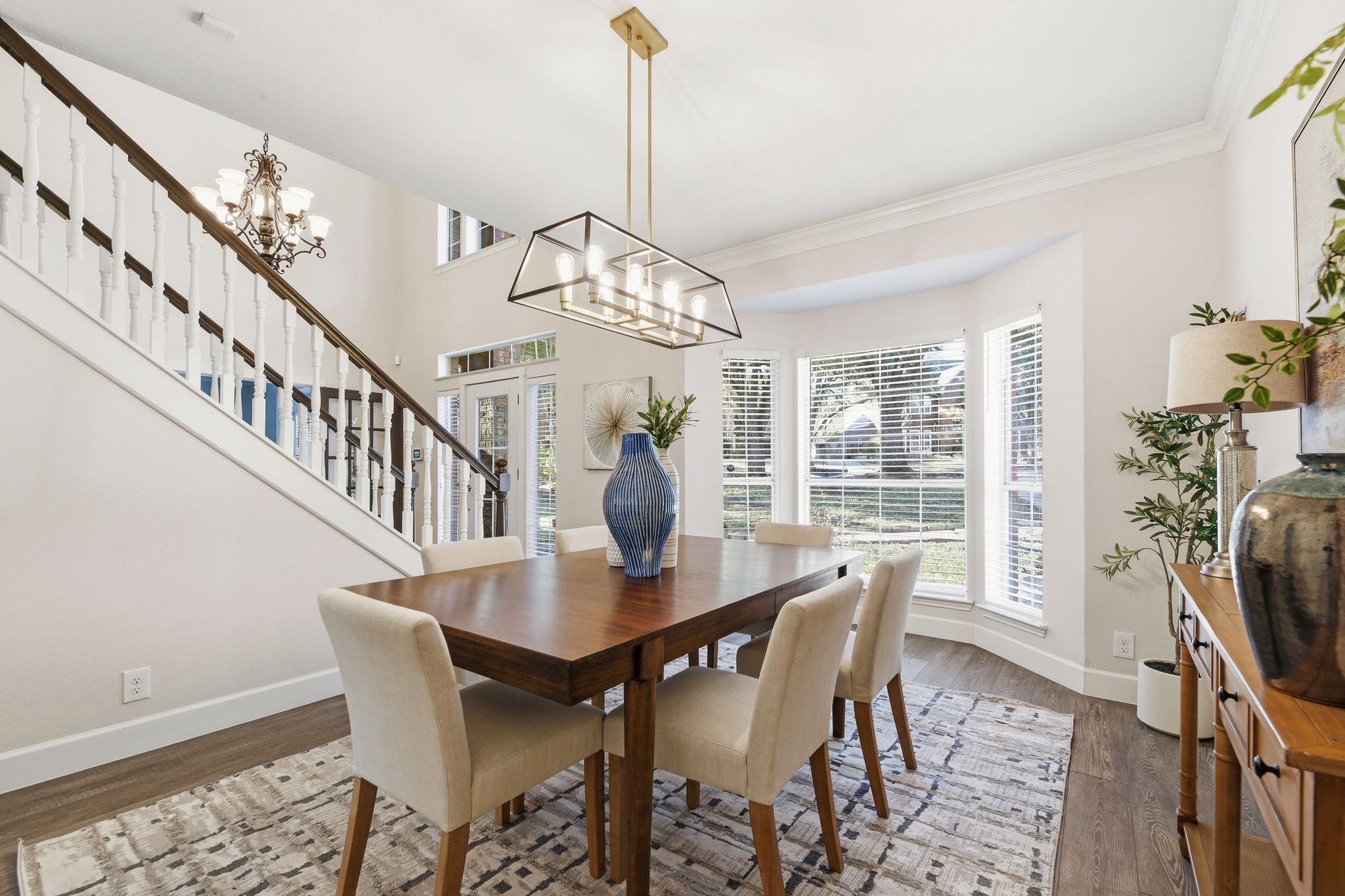 10902 Beacham Court Austin, TX 78739 - Photo 4 of 32