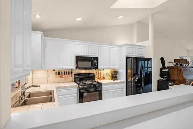 $500,000 | 17010 Alexandra Way, Grass Valley, CA 95949